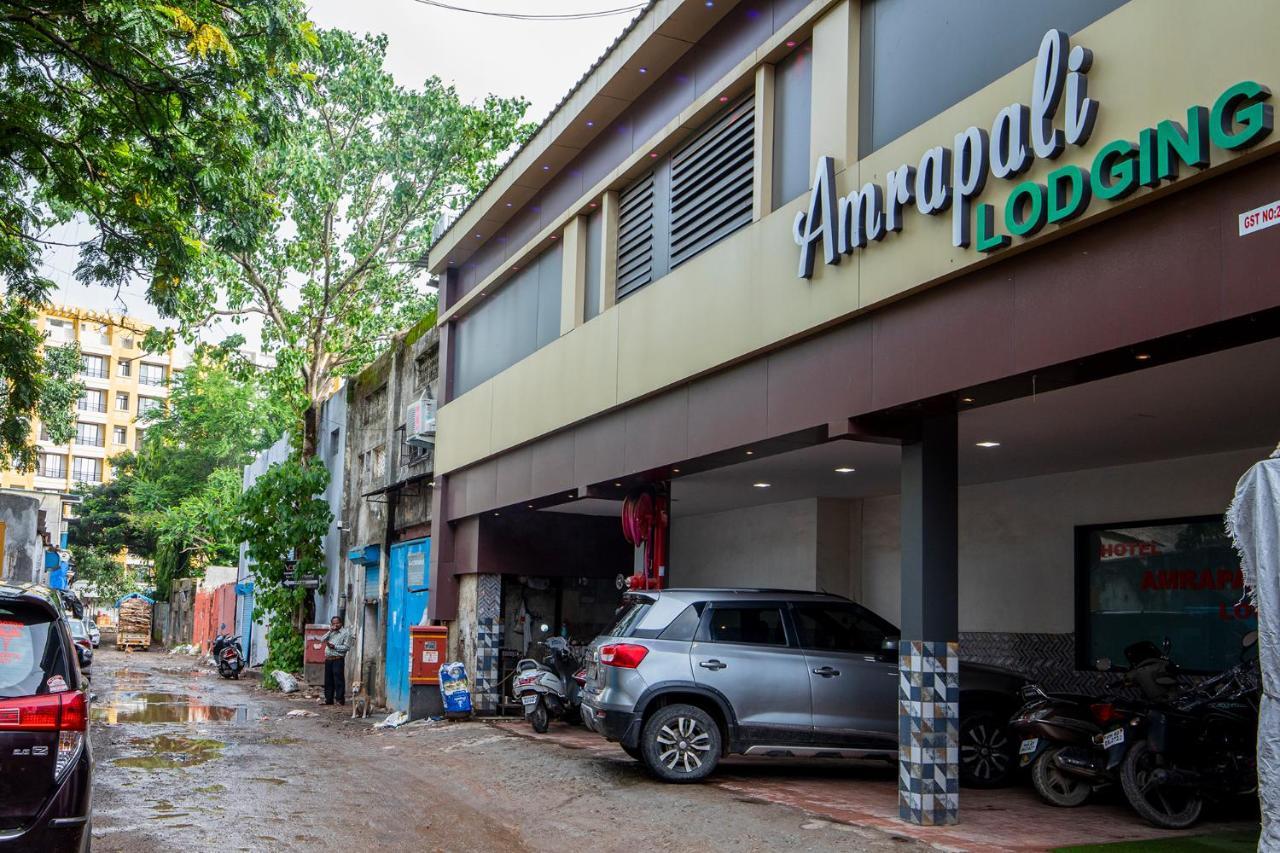 Hotel Amrapali Lodging And Boarding - Mumbai — Photos 1
